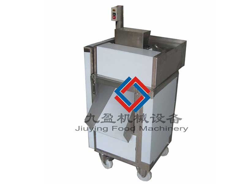 切新疆大盘鸡块